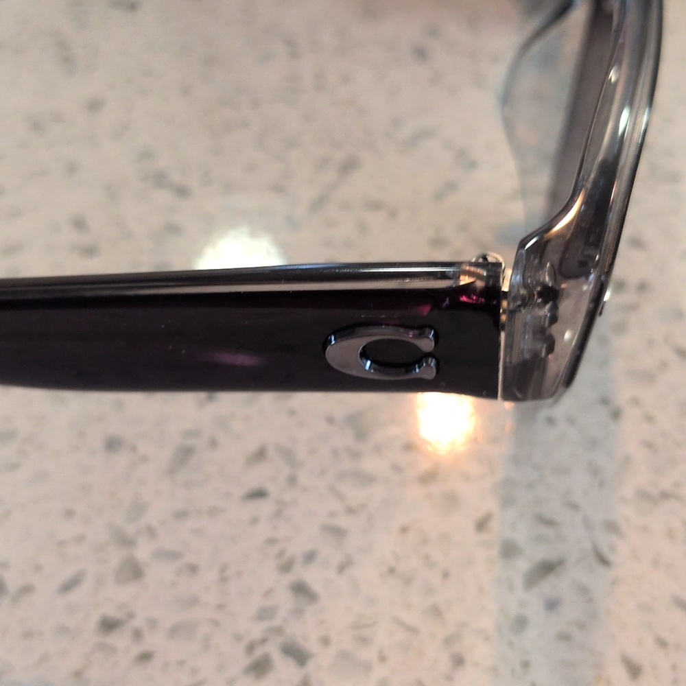 COACH Black Gradient Cat-Eye Sunglasses with Smoke Lenses - Picture 4 of 5